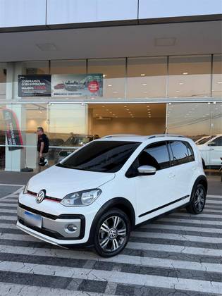 VOLKSWAGEN UP 1.0 TSI HIGH UP 12V FLEX 4P MANUAL VOLKSWAGEN UP 1.0 TSI HIGH UP 12V FLEX 4P MANUAL